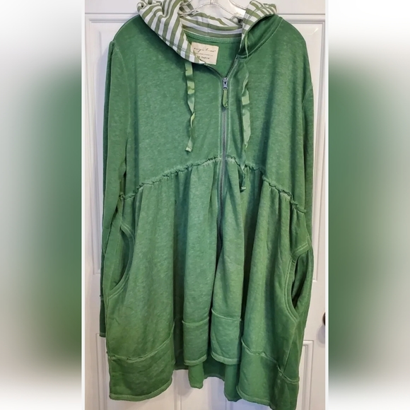 Evy's Tree - The Sophie in Green - 2X - Picture 2 of 6